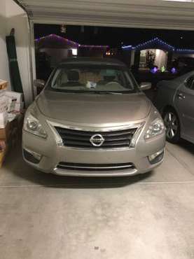 Nissan Altima - cars & trucks - by owner - vehicle automotive sale for sale in Sun City West, AZ