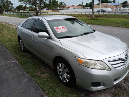 Toyota Camry - cars & trucks - by owner - vehicle automotive sale for sale in Hialeah, FL
