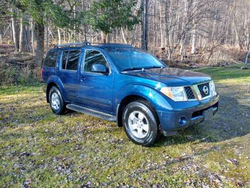 2006 Nissan Pathfinder SE- Texas Truck !! - cars & trucks - by... for sale in Whitesboro, NY