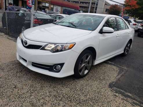 2014 TOYOTA CAMRY SE - cars & trucks - by dealer - vehicle... for sale in White Plains, NY