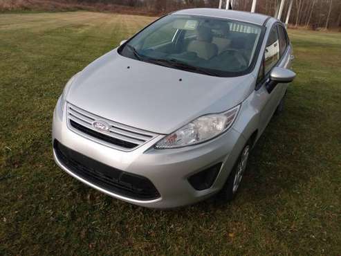2013 ford fiesta 5 speed 78000 miles - cars & trucks - by owner -... for sale in Burton, MI