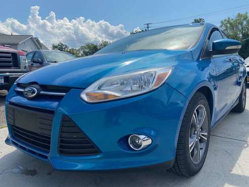 2014 Ford Focus SE - cars & trucks - by dealer - vehicle automotive... for sale in Buffalo, NY