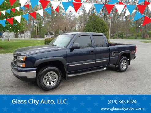 2006 Silverado 4x4 - - by dealer - vehicle automotive for sale in Toledo, OH