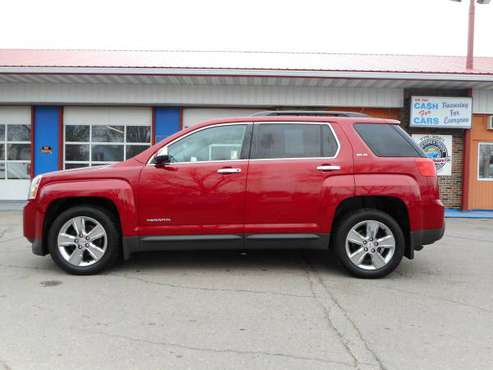 ★★★ 2015 GMC Terrain SLE-2 / All-Wheel Drive / Loaded Up! ★★★ - cars... for sale in Grand Forks, MN