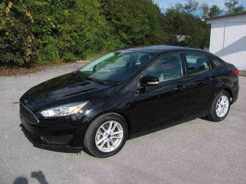 2017 FORD FOCUS SE....4CYL AUTO....52000 MILES...NICE!!! - cars &... for sale in Knoxville, TN