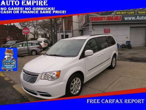 2016 Chrysler Town & Country Touring Minivan Runs & Looks Great! for sale in Brooklyn, NY