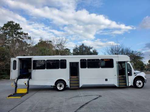 2013 Freightliner Custom Classic 36 Passenger Wheelchair Shuttle Bus for sale in Palm Coast, FL