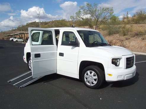 2014 Mobility Ventures MV-1 SE Wheelchair Handicap Mobility Van for sale in Phoenix, OR