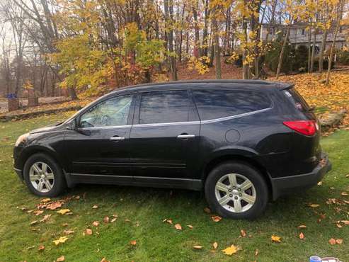 2011 Traverse - cars & trucks - by owner - vehicle automotive sale for sale in Branford, CT