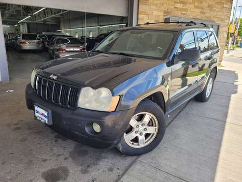 2005 JEEP GRAND CHEROKEE - - by dealer - vehicle for sale in MILWAUKEE WI 53209, WI