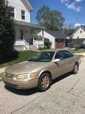 99 Toyota camry for sale in New London, CT