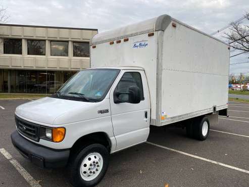 2004 Ford E350 Box Truck Low Miles - cars & trucks - by owner -... for sale in Cherry Hill, NJ