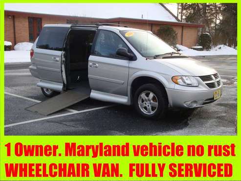 2006 Dodge Grand Caravan SXT Wheelchair Handicap Van/86k/1 Owner for sale in Ashland , MA