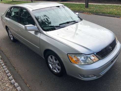 2001 Toyota Avalon XLS for sale in Westfield, MA