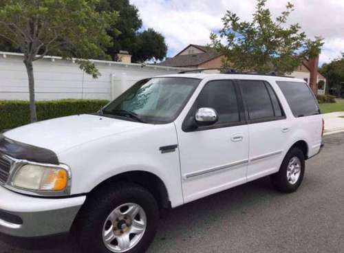 98 Ford Expedition 9 passage excellent condition carfax smog tags 2020 for sale in Huntington Beach, CA
