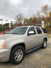 2009 GMC Yukon Slt - cars & trucks - by owner - vehicle automotive... for sale in Clinton, AR