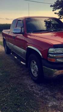 2002 Chevy Silverado *Bad Transmission* - cars & trucks - by owner -... for sale in Rantoul, IL