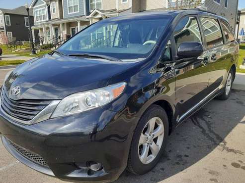 2014 Toyota seinna Le - cars & trucks - by owner - vehicle... for sale in Ann Arbor, MI