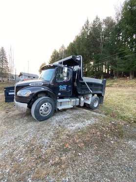 Freightliner dump truck - cars & trucks - by owner - vehicle... for sale in North Clarendon, VT