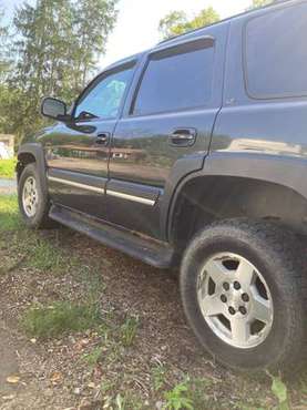 2005 Chevy tahoe - cars & trucks - by owner - vehicle automotive sale for sale in Novelty, OH