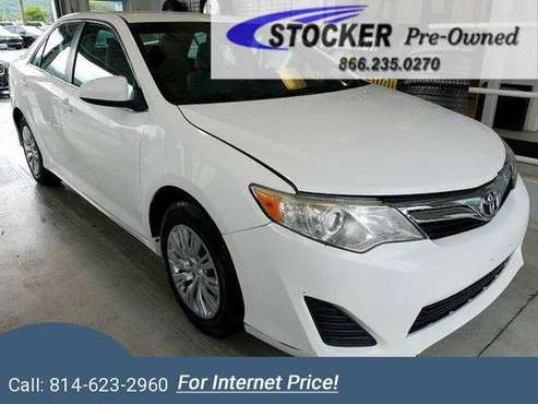 2012 Toyota Camry SE sedan White for sale in State College, PA