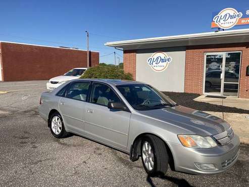 2002 TOYOTA AVALON XLS - - by dealer - vehicle for sale in Hickory, NC