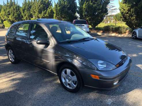 2004 Ford FOCUS ZX5 SE, 87k Miles... $4,500 - cars & trucks - by... for sale in North Hollywood, CA
