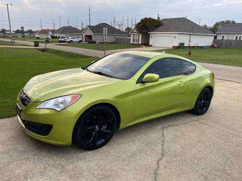 2010 Hyundai Genesis - cars & trucks - by owner - vehicle automotive... for sale in Muscle Shoals, AL