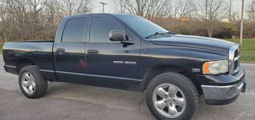 04 DODGE RAM QUAD CAB SLT 4WD- HEMI, SOLID BODY, RUNS/ DRIVES GREAT!... for sale in Miamisburg, OH
