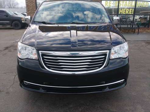 2013 CHRYSLER TOWN & COUNTRY - cars & trucks - by dealer - vehicle... for sale in Mount Morris, MI