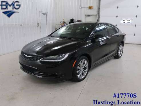 2015 Chrysler 200 S Heated Leather No Accidents - Warranty for sale in Hastings, MI