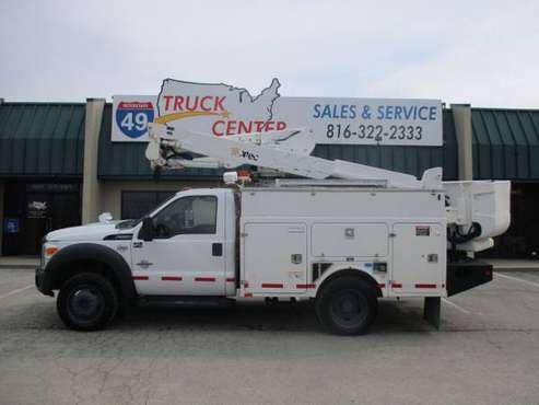 2011 Ford F-550 4X4 42 Reach Bucket Truck - - by for sale in Kansas City, MO