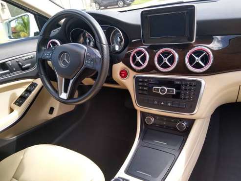 Mercedes-Benz GLA 250 - cars & trucks - by owner - vehicle... for sale in Naples, FL