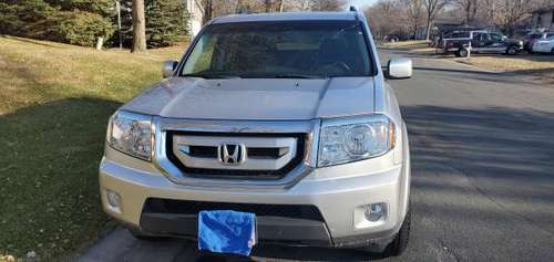 2010 HONDA PILOT EXL FOR SALE - cars & trucks - by owner - vehicle... for sale in Minneapolis, MN