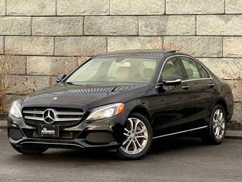 2015 Mercedes-Benz C300 4MATIC - nav, keyless, panoroof, we finance... for sale in Middleton, MA