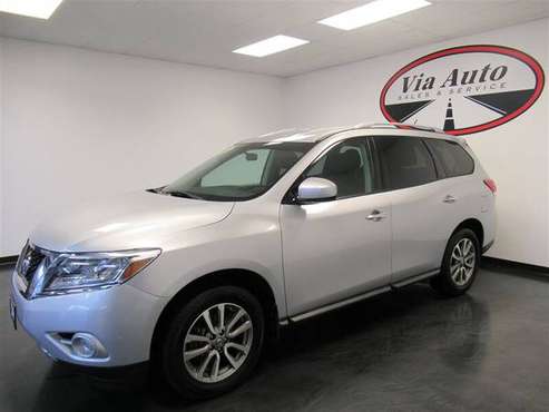 2014 Nissan Pathfinder SV - cars & trucks - by dealer - vehicle... for sale in Spencerport, NY