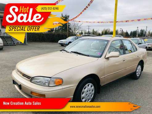 1996 Toyota Camry LE - - by dealer - vehicle for sale in Seattle, WA