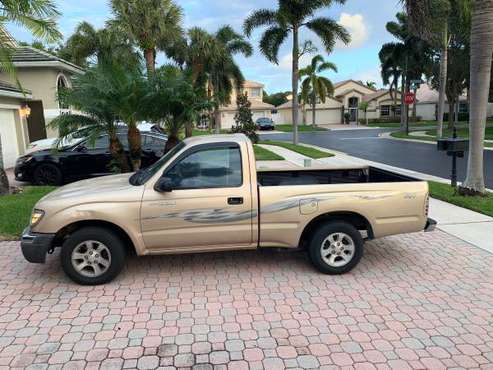 2000 Toyota Tacoma 2.4L 4Cyl Automatic - cars & trucks - by owner -... for sale in Jupiter, FL