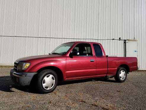"Toyota Tacoma 76k Original Miles 5 Speed - cars & trucks - by owner... for sale in Norfolk, VA