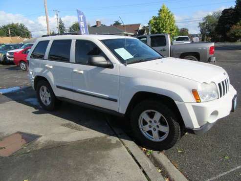 2007 Jeep Grand Cherokee Laredo 4dr SUV - Down Pymts Starting at... for sale in Marysville, WA