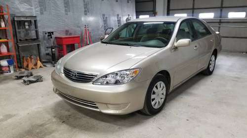2005 toyota camry - cars & trucks - by owner - vehicle automotive sale for sale in Manitowoc, WI
