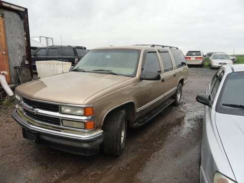 1999 GMC Suburban - cars & trucks - by dealer - vehicle automotive... for sale in Dorchester, WI