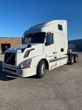 volvo vnl 670 - cars & trucks - by owner - vehicle automotive sale for sale in Bensenville, IL