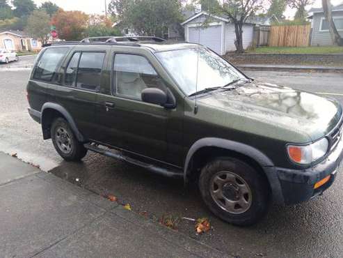 1997 Nissan Pathfinder 2wd MECHANIC SPECIAL - cars & trucks - by... for sale in Eureka, CA