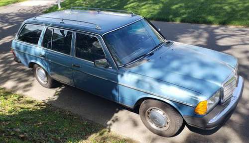 Mercedes 300TD 5 speed Diesel for sale in Old Greenwich, NY