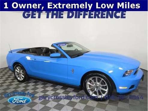 2010 Ford Mustang convertible V6 Premium - Grabber Blue for sale in Kansas City, MO