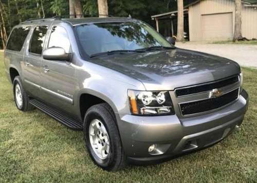 2007 Chevy suburban for sale in Brownsville, KY