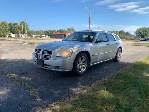2006 Dodge Magnum R/T - cars & trucks - by owner - vehicle... for sale in Dayton, OH