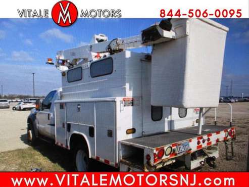 2008 Ford F-550 ENCLOSED UTILITY BODY BUCKET TRUCK - cars & for sale in South Amboy, NY