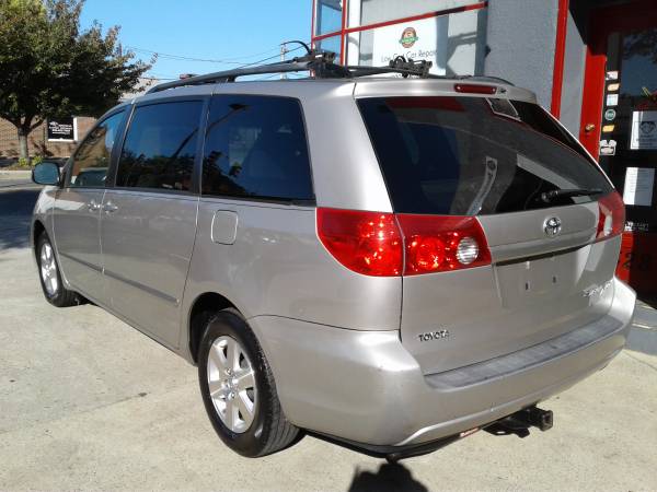 2008 Toyota Sienna LE - cars & trucks - by owner - vehicle... for sale in Frederick, MD – photo 4